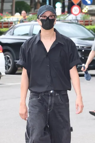 新北地院今天針對閃兵案開庭，藝人廖人帥出庭應訊。記者葉信菉／攝影