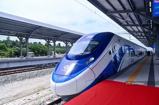 Malaysia Rail Link Sdn Bhd has clarified that the East Coast Rail Link fare rates circulating on social media are speculative and do not reflect the actual charges. NSTP FILE PIC