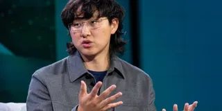 A year after Meta tapped Alexandr Wang to build a new AI model, Zuckerberg has to sell it