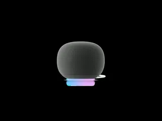 <em>A light ring indicates its status</em>
