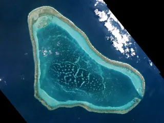 林劍17日表示，黃岩島是中國的固有領土，中國對黃岩島及其附近海域擁有「無可爭辯的...
