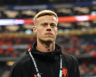 Netherlands international Jan Paul van Hecke will again link up with Roberto De Zerbi