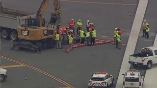 Sinkhole at LaGuardia Airport
