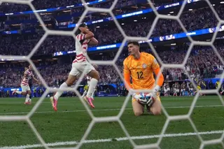 Gio Reyna celebrates after his late fourth goal against Paraguay