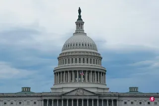 美国总统特朗普6月17日在法国凡尔赛宫签署美伊谅解备忘录后，白宫18日将谅解备忘录文本发给国会议员。 （路透社）