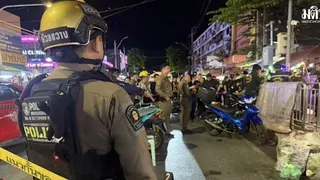 曼谷摩托德士车资纠纷酿两死 开枪警员被控预谋和企图谋杀多罪