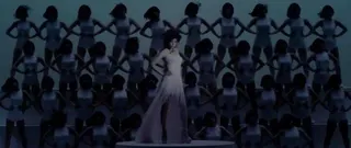 安室奈美惠「Mint」MV畫面。（取材自微博）
