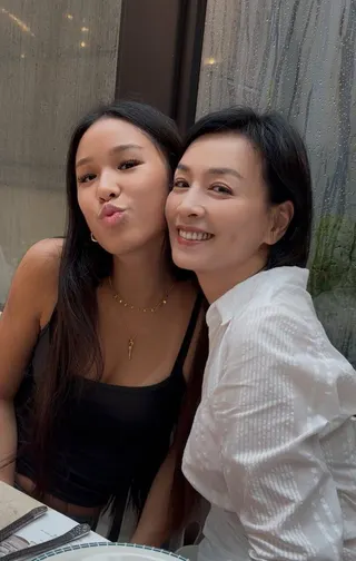 張庭（右）和女兒林希瞳。迎圖／張庭提供