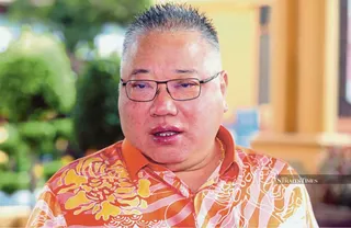 Tourism, Arts and Culture Minister Datuk Seri Tiong King Sing says the controversial Rainwave Water Music Festival general some RM320 million in economic returns. NSTP file pic