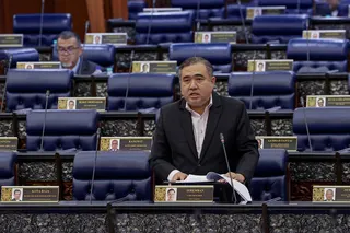 Transport Minister Anthony Loke speaks in the Dewan Rakyat today. BERNAMA PIC