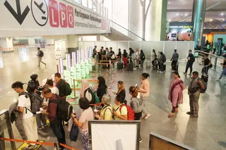 File picture of passengers going through immigration checks at KLIA 2, July 19, 2024. In a statement, DOSM said Malaysia’s domestic tourism maintained its growth momentum in the first three months of 2026, with total domestic visitors reaching 74.7 million, reflecting a year-on-year increase of 7.2 per cent. — Picture by Choo Choo May