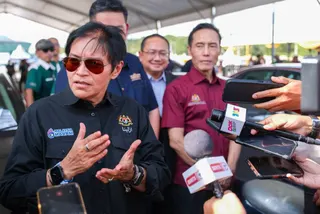 Minister in the Prime Minister’s Department (Law and Institutional Reform) Datuk Seri Azalina Othman Said after opening the Insolvency Second Chance Policy Roadshow Carnival in Putrajaya today. - NSTP/HAZREEN MOHAMAD