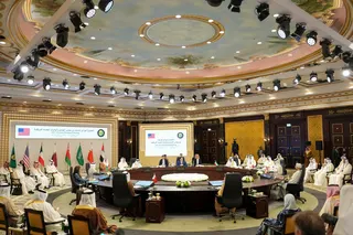 周四，鲁比奥在巴林首都麦纳麦与海湾国家外长会面。