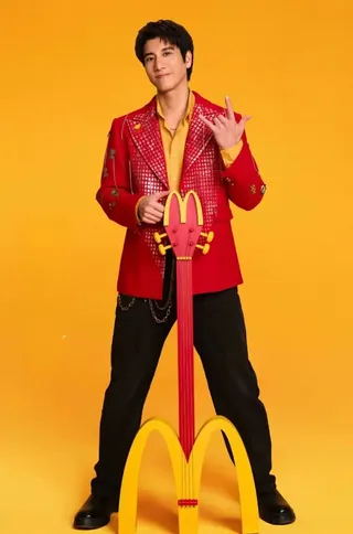 王力宏相隔23年再度合作全球知名速食業者。。翻攝leehom IG