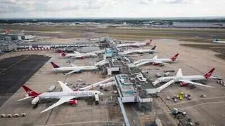 Hundreds of flights delayed at Heathrow and Gatwick as thunderstorms hit Southern England