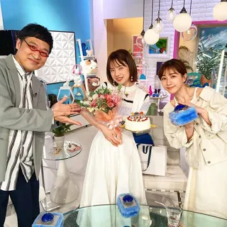 田中美奈實（右）過去主持《心機女》獲觀眾好評。（圖／翻攝自あざとくて何が悪いのIG）