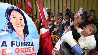 Keiko Fujimori supporters