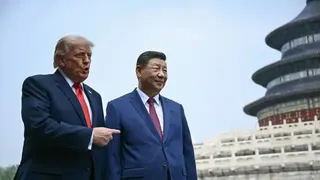 特朗普（左）與習近平（右）在天壇參觀（14/5/2026）