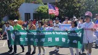 經文處、北加州台灣同鄉聯合會參加佛利蒙國慶遊行 慶祝美國建國250年與台灣總統直...