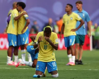 Neymar looks dejected
