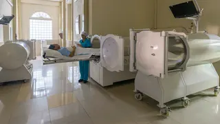 Hyperbaric treatment center