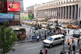 A silver SUV, believed to be carrying US singer-songwriter Taylor Swift, arrives outside Madison Square Garden, the reported venue for the wedding celebrations Swift and pro-athlete Travis Kelce, in New York City on July 3, 2026. — AFP