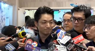 蔣萬安13日回應沈伯洋談泰勒絲。（圖／中天新聞）