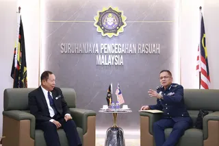 MACC chief commissioner Datuk Seri Abd Halim Aman said the proposal was discussed during a courtesy call by Customs director-general Datuk Amran Ahmad at MACC headquarters here today. - Pic coourtesy of MACC