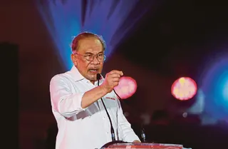 Prime Minister Datuk Seri Anwar Ibrahim said that the investment in Indonesian aquaculture startup eFishery was the result of a "well-planned fraud", with the company's management manipulating financial reports to deceive the Retirement Fund (Incorporated) (KWAP). — BERNAMA