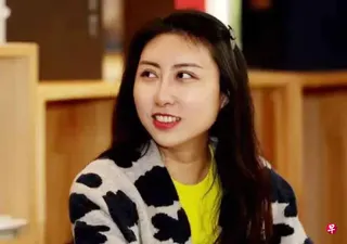 中国著名作家贾平凹的女儿贾浅浅证实论文抄袭，西北大学撤销其硕士学位以及副教授职称，并解除聘用关系。 （互联网）