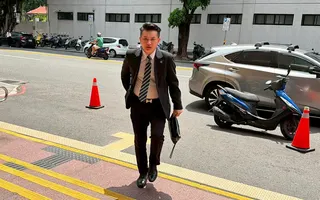 藝人蕭淑慎的丈夫梁軒安(圖)被控性侵，到高院出庭。丁牧群攝