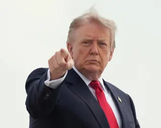 Donald Trump boarding Air Force One