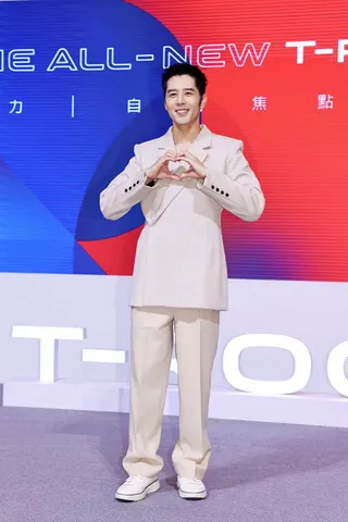 胡宇威徹底女兒傻瓜，講到她就笑。記者王聰賢／攝影