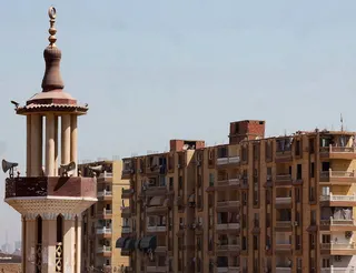埃及東部港市蘇伊士（Suez）附近3日凌晨發生規模5.6地震，促使當局啟動應變計...