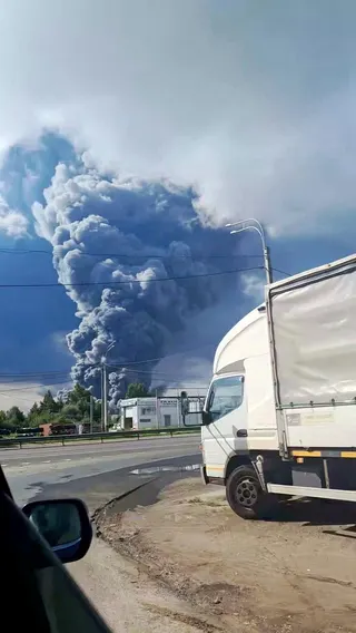 俄羅斯電商巨頭「野莓」位於伏拉迪米爾州（Vladimir）的一處物流站點3日遭到...
