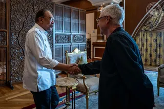 Prime Minister Datuk Seri Anwar Ibrahim meeting with Singapore Grand Prix executive director Michael Roche. FACEBOOK/ANWAR IBRAHIM