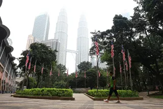 Air quality in Sarawak and parts of Selangor worsened today, with 11 areas recording unhealthy Air Pollutant Index (API) readings as of 10am. - NSTP/AHMAD UKASYAH