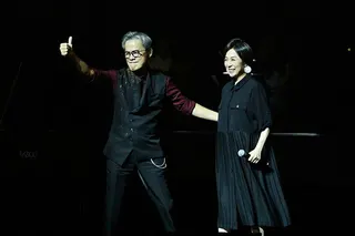 羅大佑邀黃韻玲（右）合唱新作「望青春風」。記者王聰賢／攝影