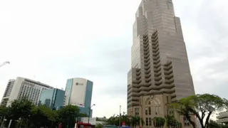 大众银行宣布，在香港交易所上市的大众金融控股在今早9时起暂停交易，以配合作出一项与企业活动有关的宣布。（档案照）