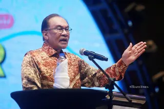 Prime Minister Datuk Seri Anwar Ibrahim today said investigations into alleged wrongdoing involving Tabung Haji and Felda were not driven by political revenge. -  NSTP / FAIZ ANUAR