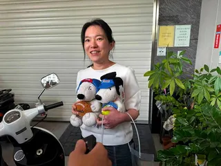 陳幸妤在受訪時展露發自內心喜歡的笑容說出「對，我很喜歡史努比啊」。（記者袁志豪／...