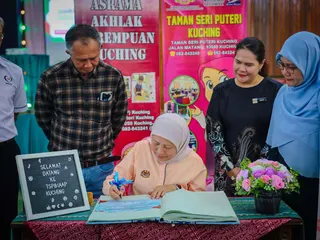 Women, Family and Community Development Minister Datuk Seri Nancy Shukri said the allocation was channelled through the Senior Citizen Assistance (BWE) and the Assistance for Care of Bedridden Persons with Disabilities and Bedridden Chronic Patients (BPT).- PIC CREDIT: FB/hajahnancyshukri