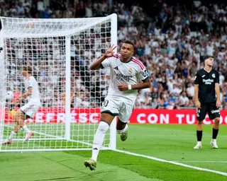 Kylian Mbappé celebrates