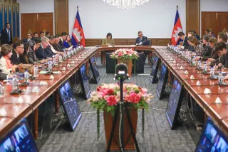 20260828 Photo of Cambodians briefing diplomats on 27 August 2026