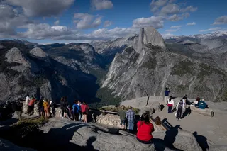 People gather at Glacier Point to look at Half Dome in Yosemite National Park on May 17. Photo: TNS