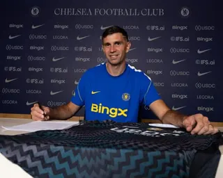 Emiliano Martínez  is unveiled by Chelsea