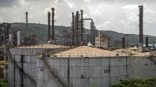 Storage tanks at a Bharat Petroleum Corp. oil refinery in Mumbai, India. Photo: August 2025