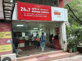 印度國營印度郵政（India Post）調漲郵資，網拍業者受訪表示，運費翻了幾乎...