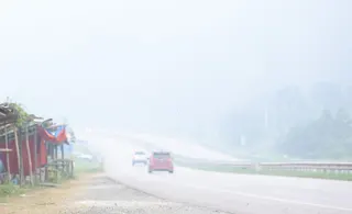 A general view of the haze in Serian today. - BERNAMA PIC